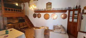 Traditional House, Skyros